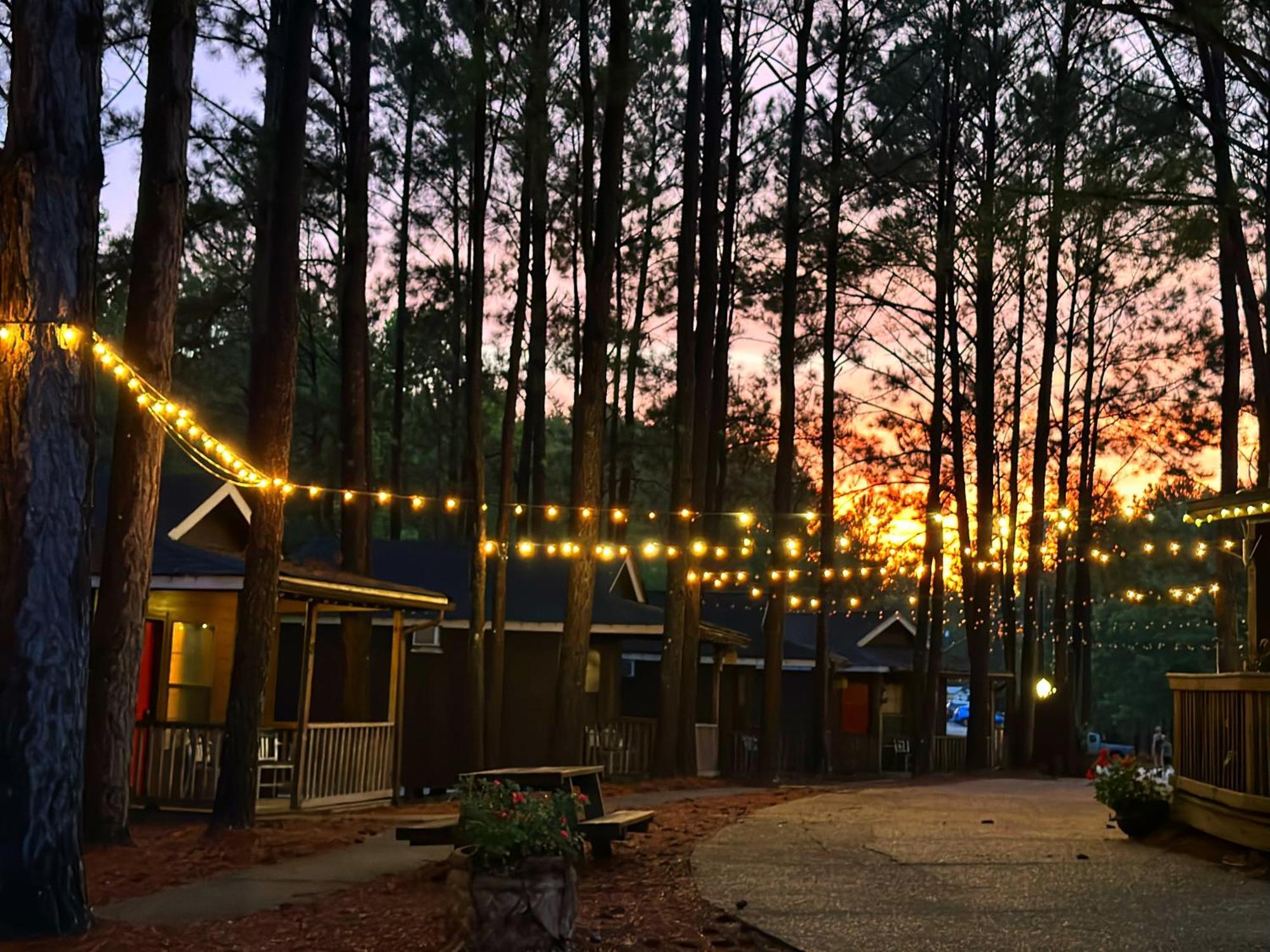 Kick Back Ranch Hotel Ramer Ngoại thất bức ảnh